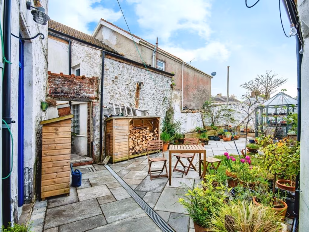 property High Res Images}