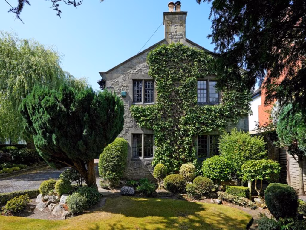 property High Res Images}